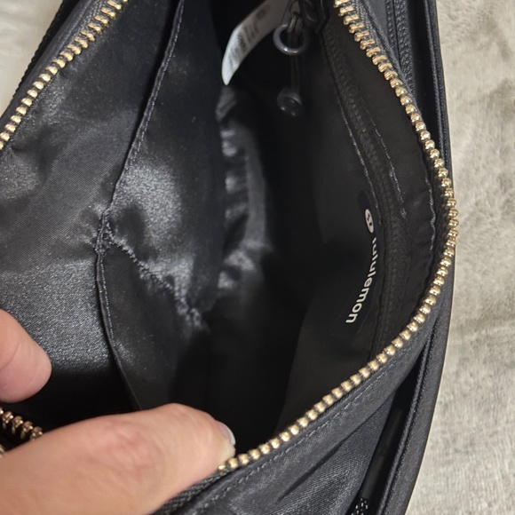 Lululemon Handbag and Wrislet - Picture 5 of 6